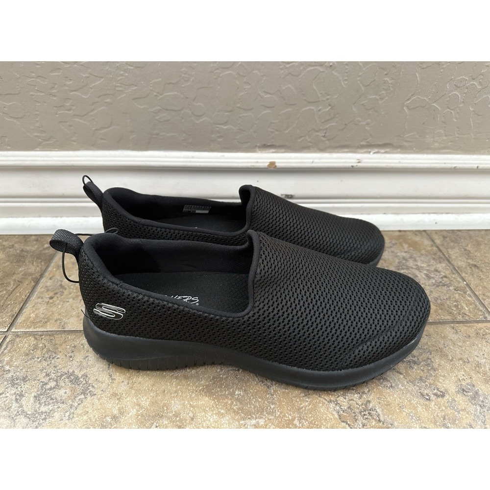 Skechers Air Cooled Memory Foam Women Size 11